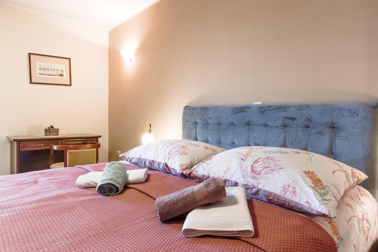 Bed & Breakfast Kastel Žbandaj Kültér fotó